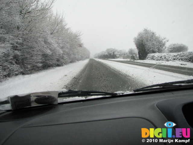 SX17026 Snow and ice on the roads